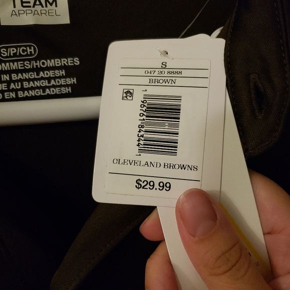 NFL Team Apparel- Browns Performance Polo - Picture 5 of 8